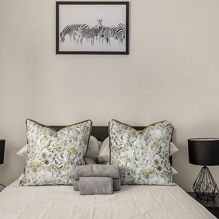 V&S Apartments - Immaculate Luxury Apartment In Fourways, Johannesburg 桑顿 外观 照片