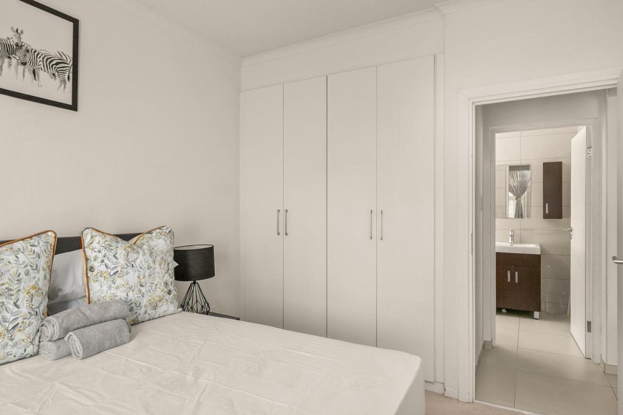 V&S Apartments - Immaculate Luxury Apartment In Fourways, Johannesburg 桑顿 外观 照片